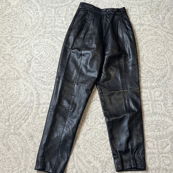 Woman's Vintage Leather Pants Danier Size 2 - Picture 1 of 10